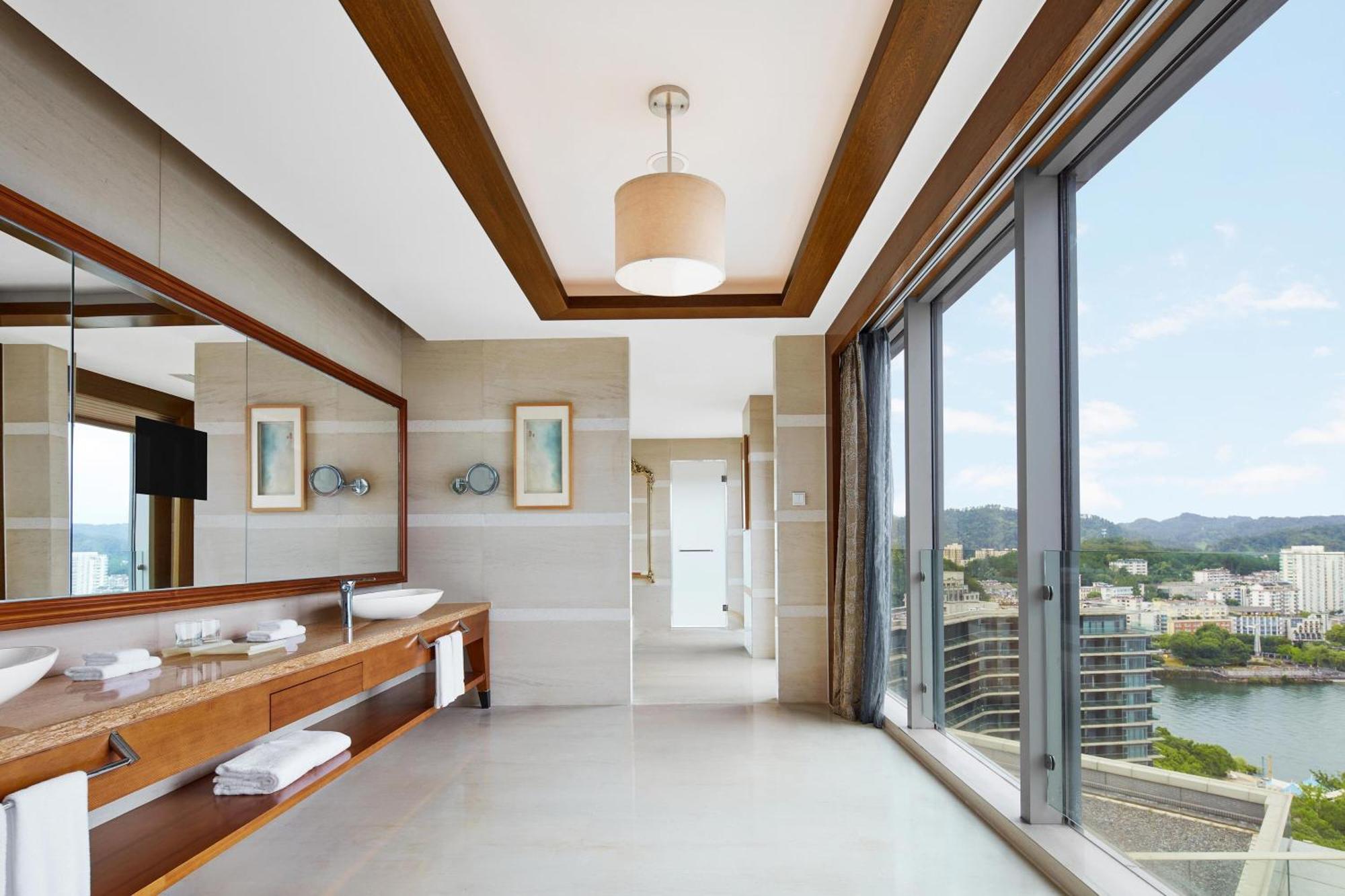Sheraton Qiandao Lake Resort Chun'an Exterior photo